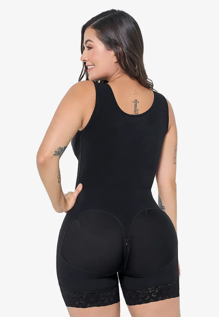 FU132_NEGRO_ESPALDA.webp