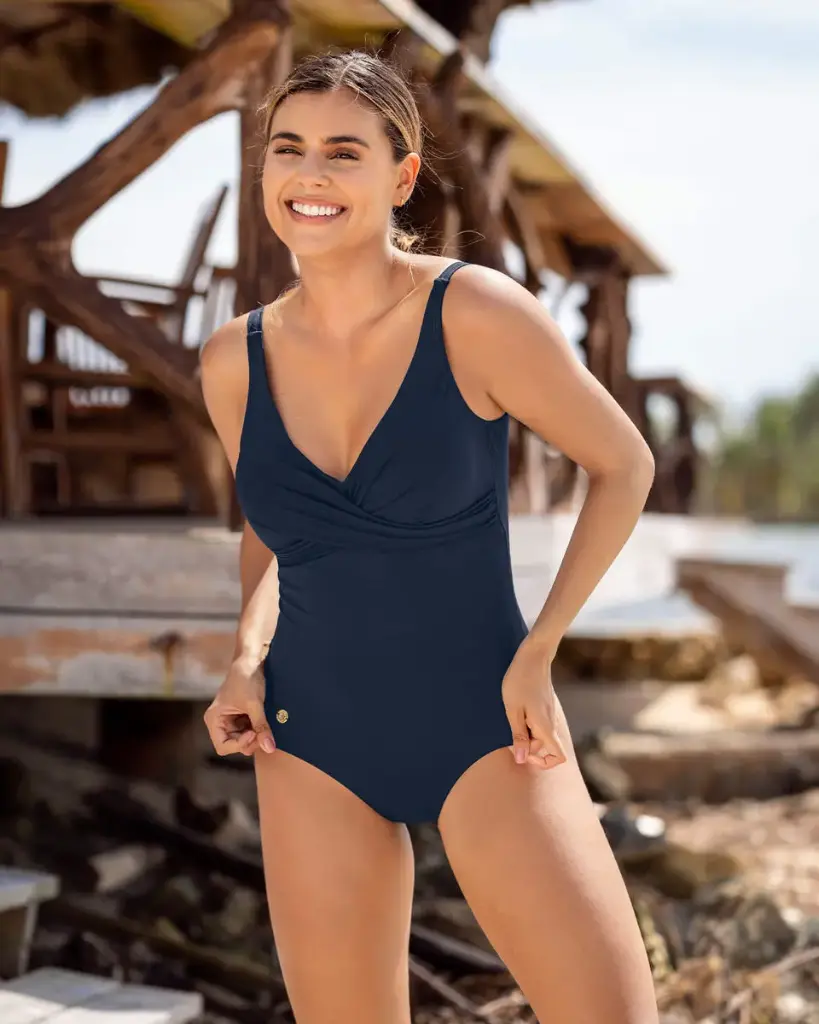 [19A071R] 19A071R Bañador de control suave de abdomen con drapeado en escote