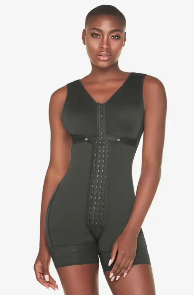 FQ102 Faja tipo short con realce y brasier - Postquirúrgica  (S, Piel)