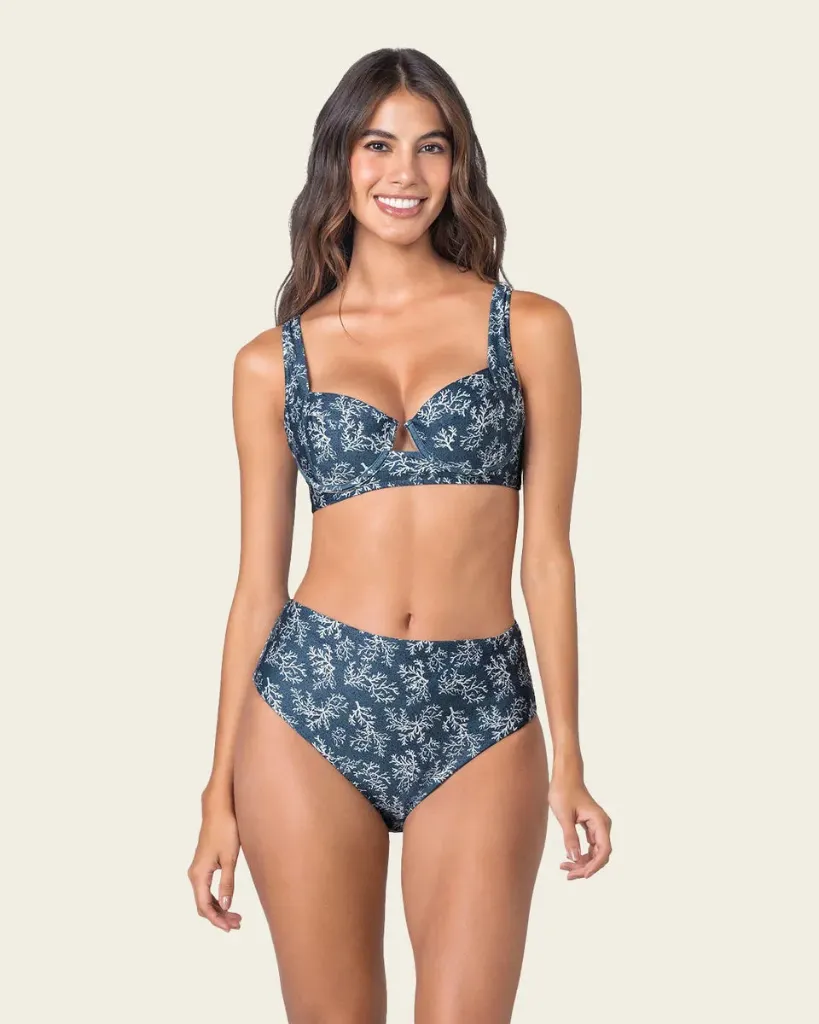 201587 Bikini with high-waisted briefs and corset top