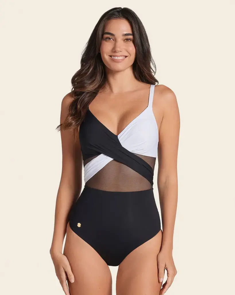 [19A124-700-SN] 19A124 Bañador entero de control suave en abdomen y drapeado en escote (S, Negro)