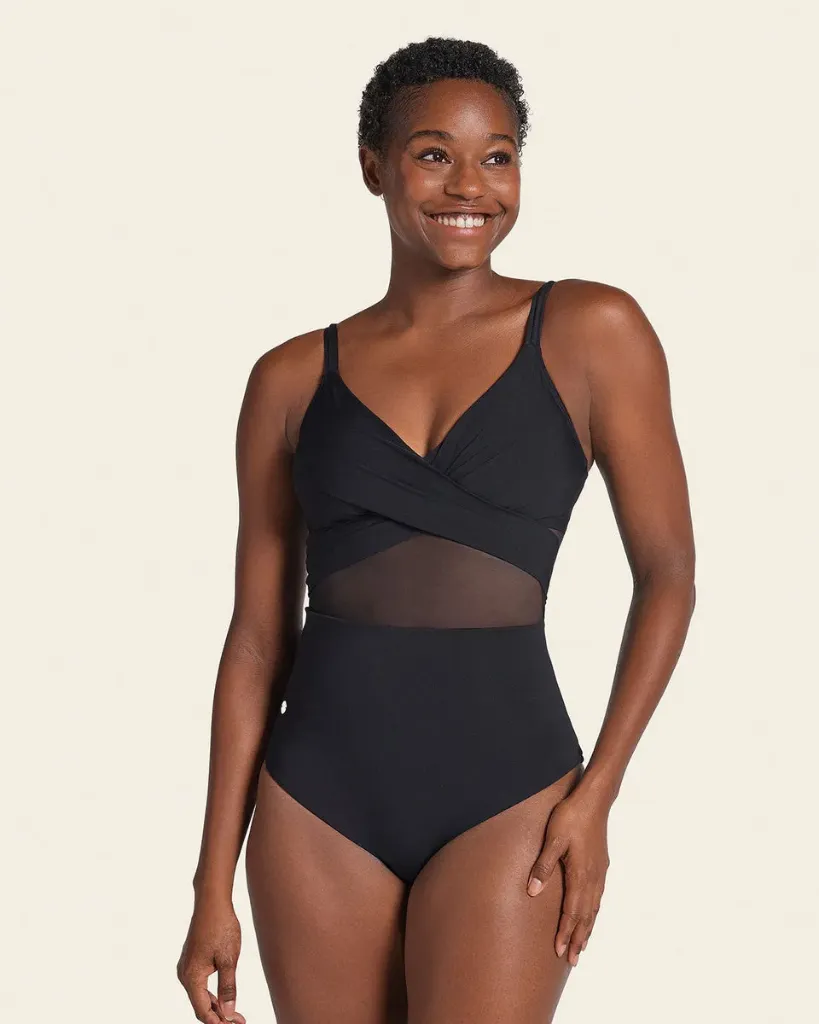 19A124 One-piece swimsuit with soft control in the abdomen and draped neckline
